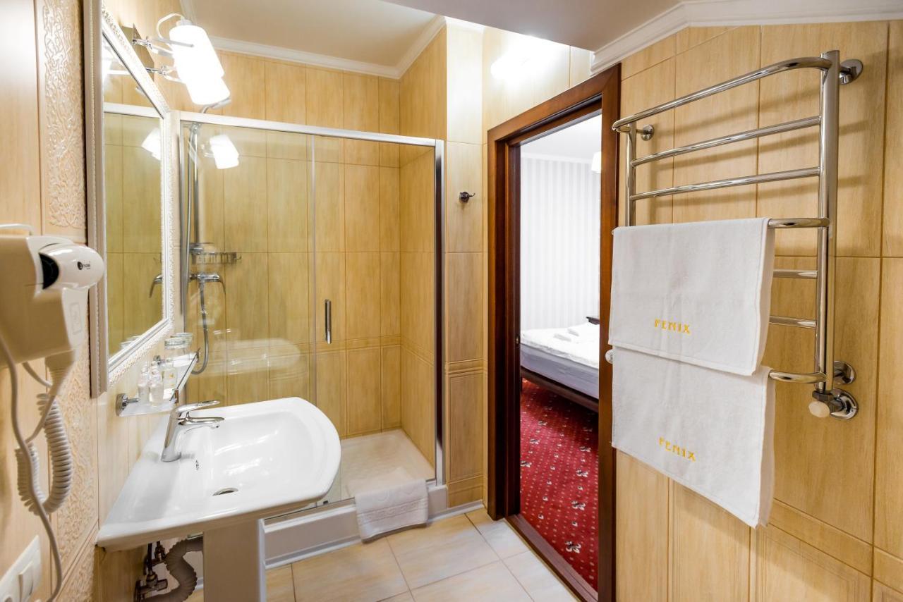 Fenix Town Hotell Vinnitsa Eksteriør bilde