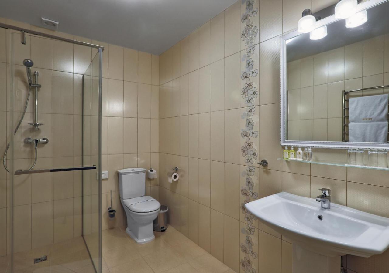 Fenix Town Hotell Vinnitsa Eksteriør bilde